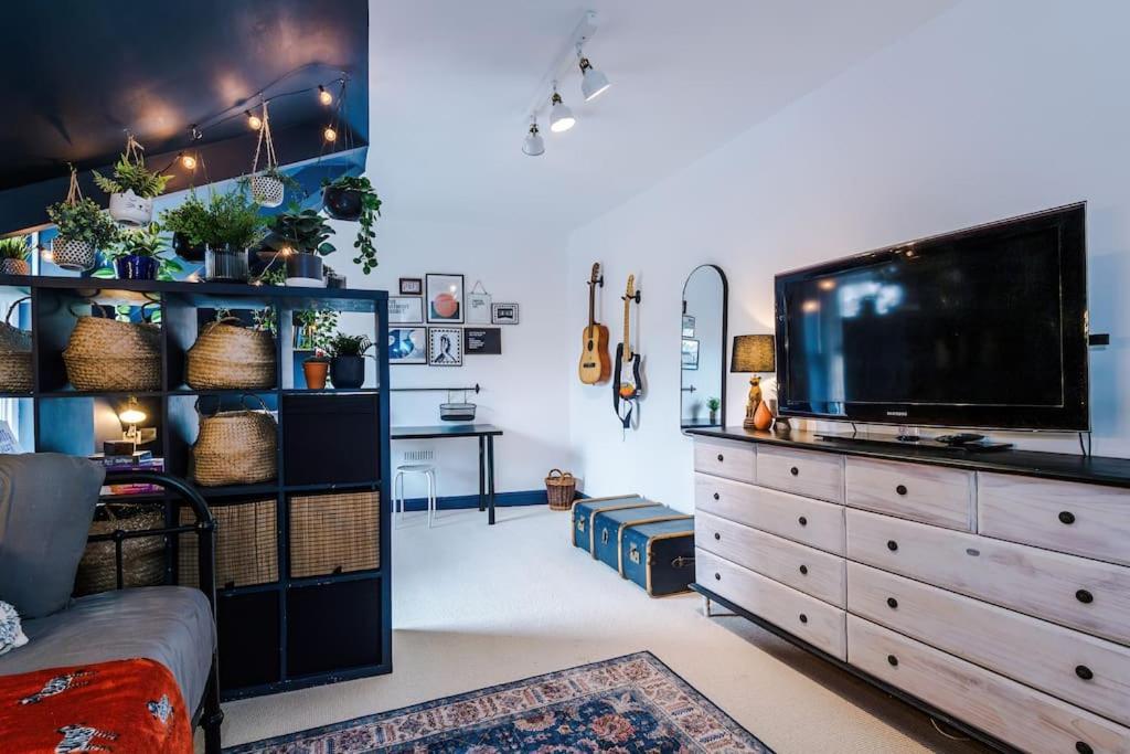 Rufloreo Dale - Homely And Central バクストン エクステリア 写真