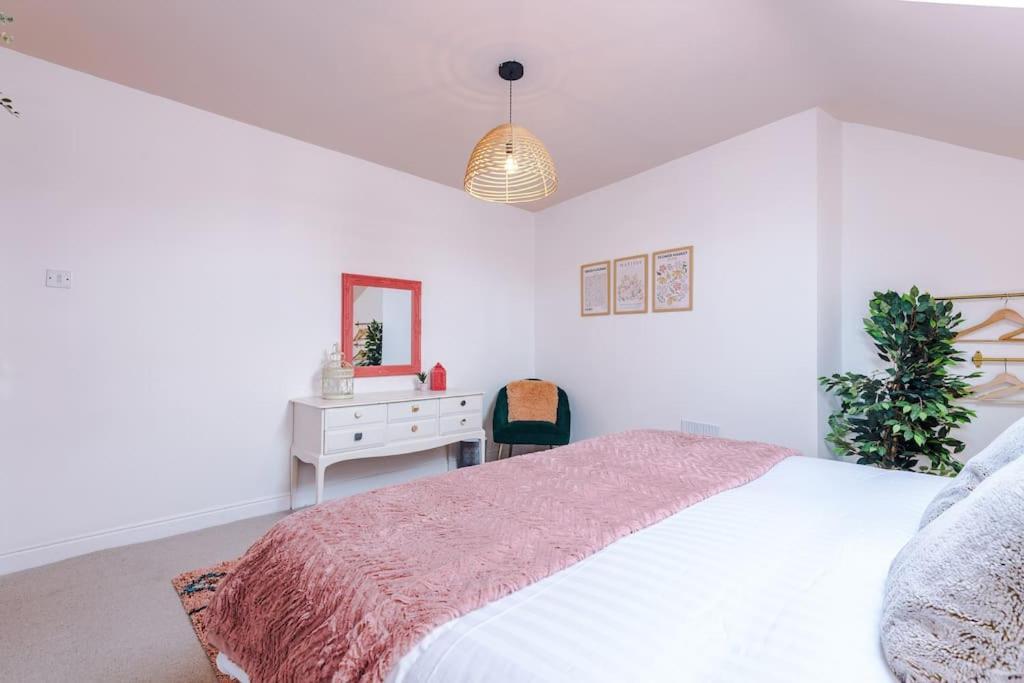 Rufloreo Dale - Homely And Central バクストン エクステリア 写真